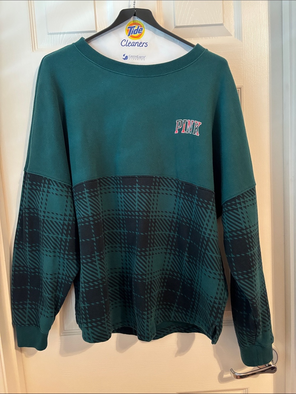 PINK Victoria's Secret Emerald Green Plaid Sweater - Size Large